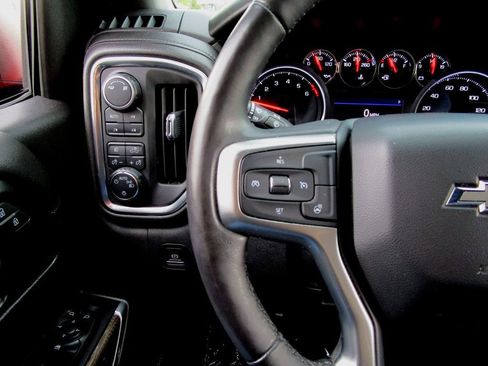 Used 2019 Chevrolet Silverado 1500 LT Trail Boss image 21