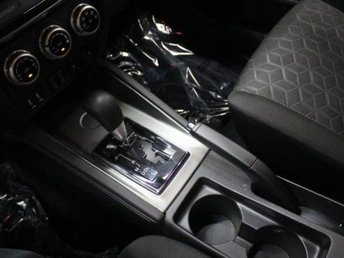 Used 2020 Mitsubishi Outlander Sport SE image 18