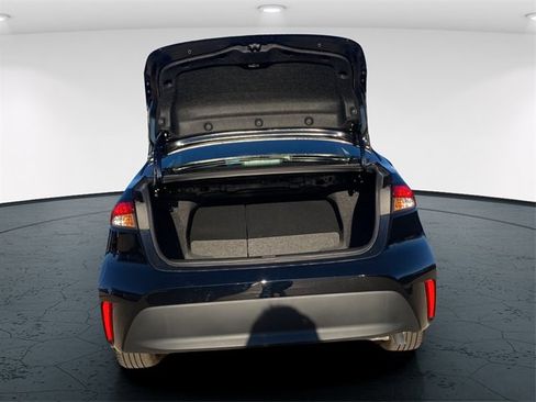 Used 2025 Toyota Corolla LE image 14