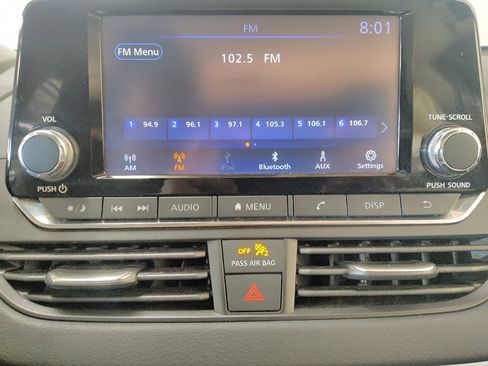 Used 2023 Nissan Altima 2.5 S FWD image 25