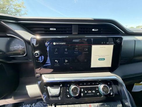 New 2026 GMC Sierra 1500 Denali w/ Denali Reserve Package AWD/4WD image 14