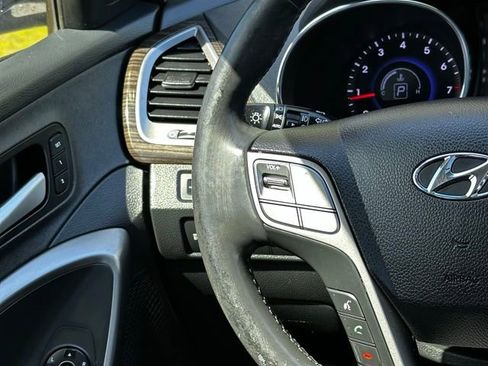 Used 2015 Hyundai Santa Fe GLS w/ Option Group 03 AWD/4WD image 29