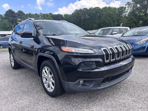 Used 2014 Jeep Cherokee Latitude FWD image 4