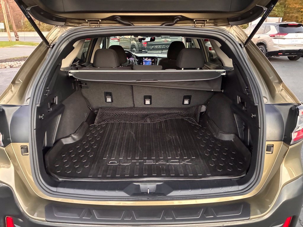 Used 2020 Subaru Outback Premium AWD/4WD image 12