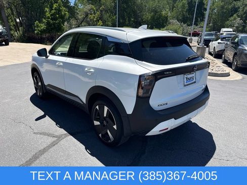 Used 2025 Nissan Kicks SR w/ SR Premium Package AWD/4WD image 6