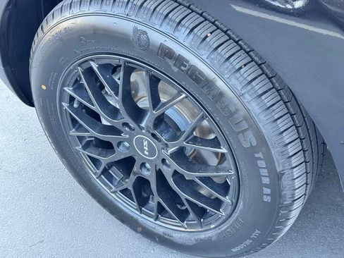 Used 2019 Kia Soul FWD image 17