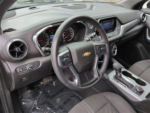 Used 2022 Chevrolet Blazer LT image 10