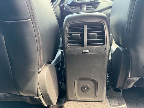 Used 2024 Ford Escape ST-Line image 17