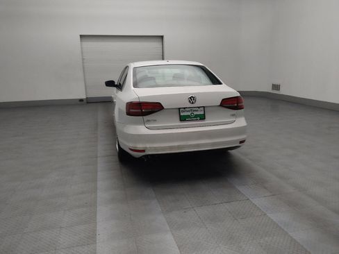 Used 2016 Volkswagen Jetta S image 6