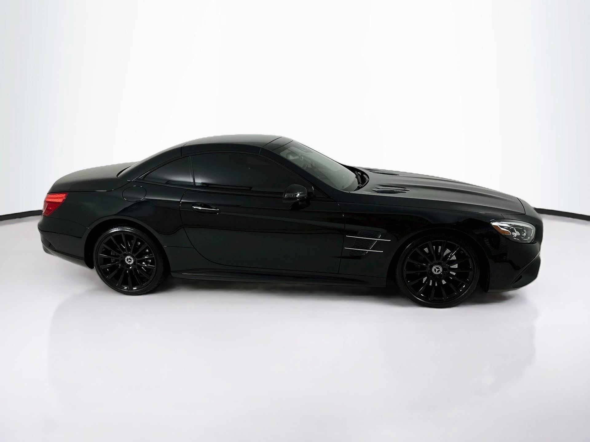 Used 2017 Mercedes-Benz SL 450 image 9