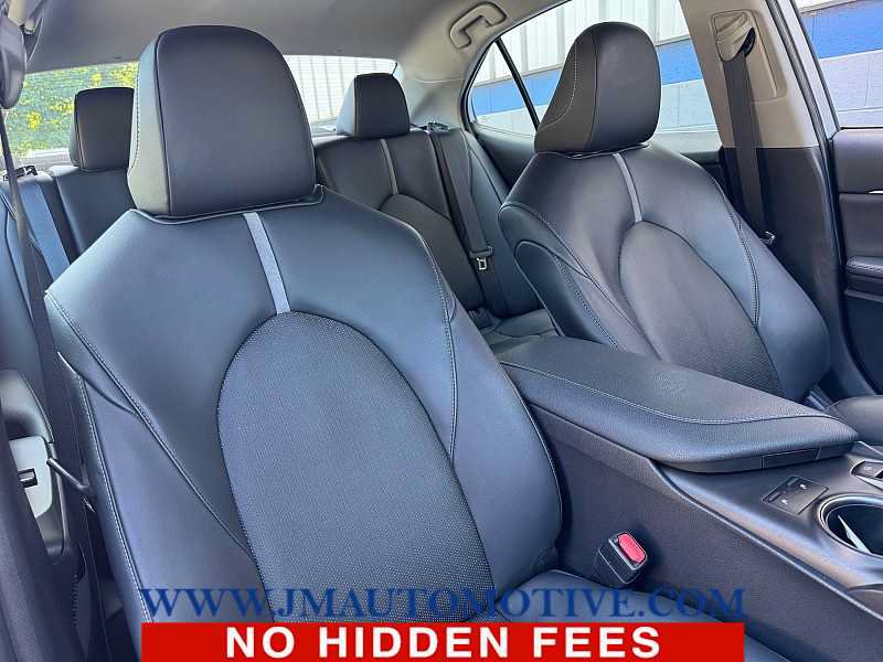 Used 2022 Toyota Camry XSE FWD image 20
