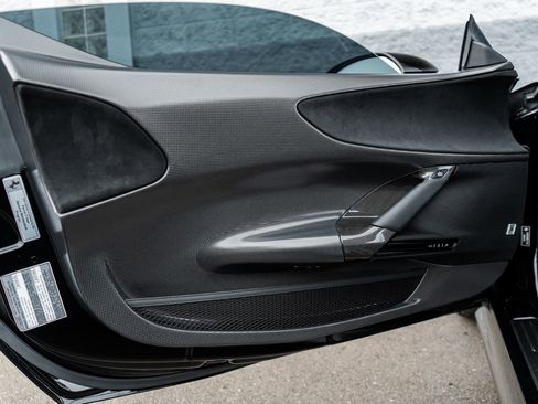 Used 2021 Ferrari SF90 Stradale image 22