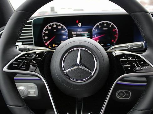 New 2025 Mercedes-Benz GLE 350 4MATIC image 24