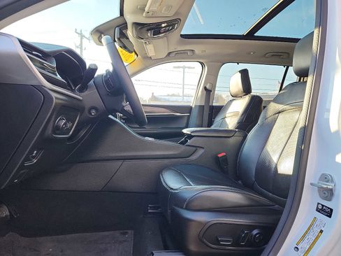 Used 2022 Jeep Grand Cherokee L Limited w/ Luxury Tech Group II image 13