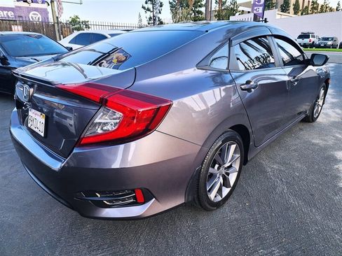 Used 2018 Honda Civic LX image 3