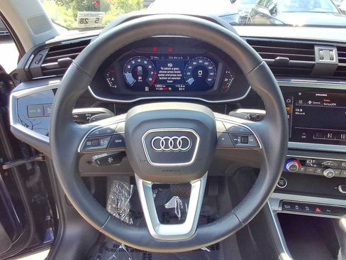 Used 2023 Audi Q3 2.0T Premium w/ Convenience Package AWD/4WD image 22