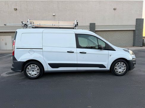 Used 2018 Ford Transit Connect XL FWD image 2