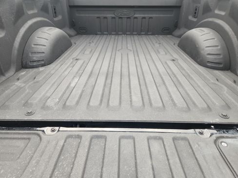 Used 2024 Ford F250 Lariat w/ Sport Appearance Package AWD/4WD image 32