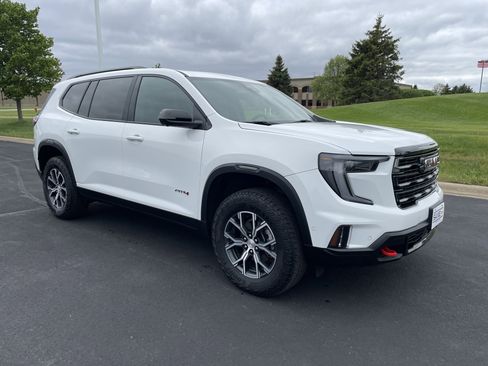 Used 2024 GMC Acadia AT4 w/ Super Cruise Package AWD/4WD image 7
