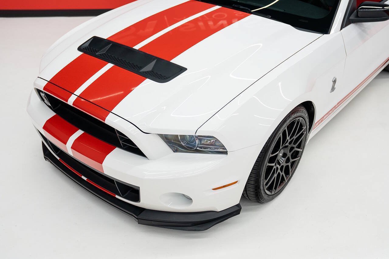 Used 2013 Ford Mustang Shelby GT500 RWD image 4