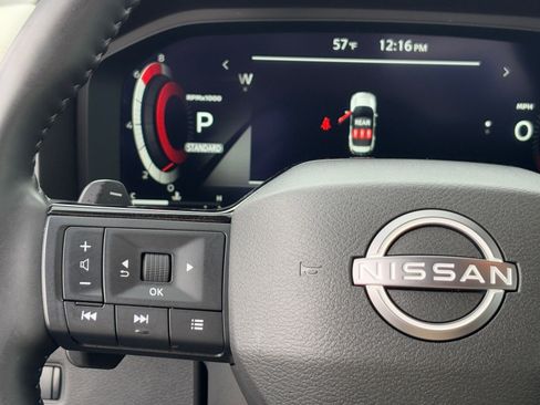 Certified 2025 Nissan Rogue SL image 19