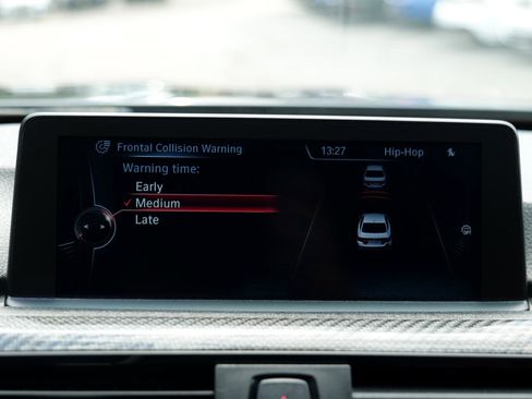 Used 2015 BMW M4 2dr Cpe image 30