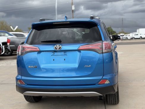 Used 2017 Toyota RAV4 XLE w/ Plus Special Value Package FWD image 19