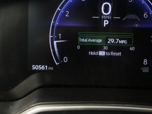 Certified 2024 Toyota Corolla Cross XLE image 41