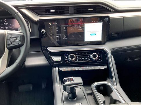 Certified 2024 GMC Sierra 1500 Denali w/ Denali Reserve Package AWD/4WD image 7