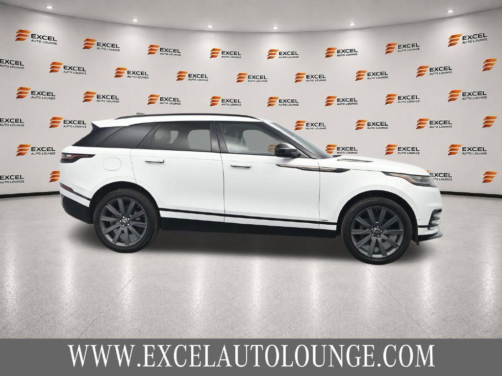 Used 2018 Land Rover Range Rover Velar R-Dynamic HSE AWD/4WD image 6
