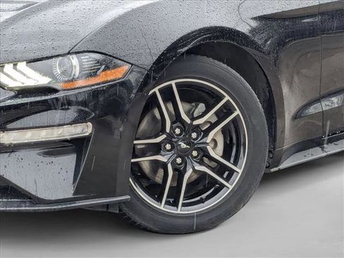 Used 2023 Ford Mustang Premium image 23