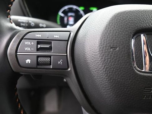 Used 2025 Honda CR-V Sport-L image 28