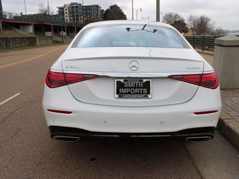 Used 2025 Mercedes-Benz S 580 4MATIC Sedan w/ AMG Line Package image 6