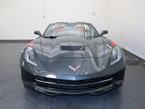 Used 2019 Chevrolet Corvette Stingray Convertible Z51 2LT RWD image 10
