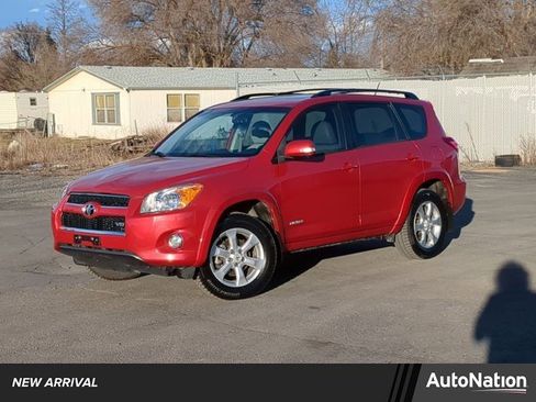 Used 2010 Toyota RAV4 Limited image 1