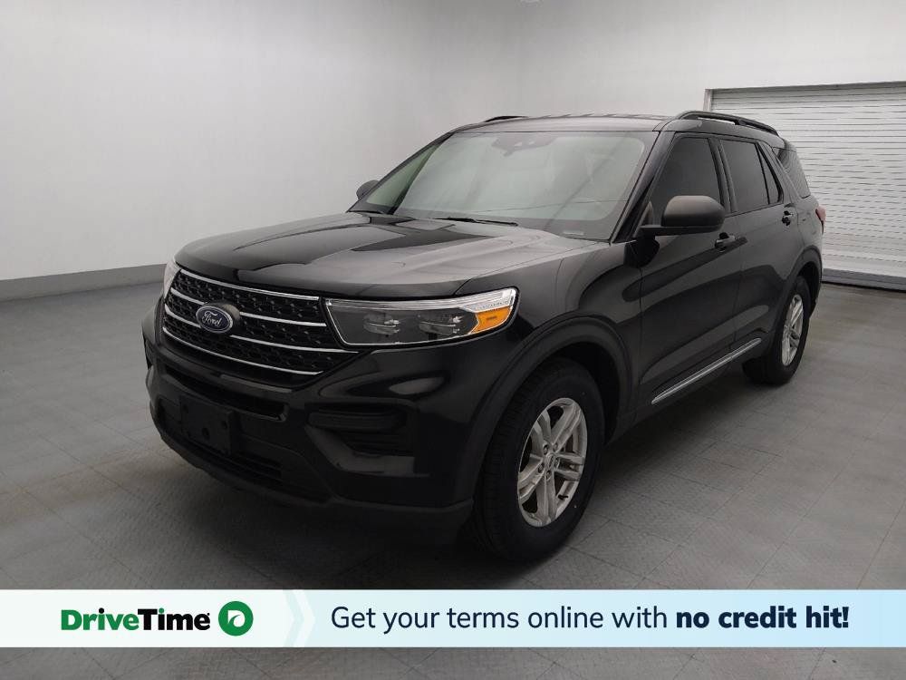 Used 2024 Ford Explorer XLT RWD image 1