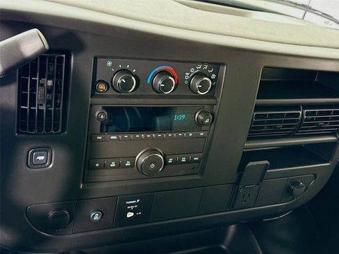 New 2026 GMC Savana 3500 Extended w/ Driver Convenience Package RWD image 8