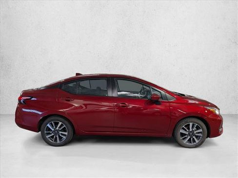 Used 2024 Nissan Versa SV FWD image 4