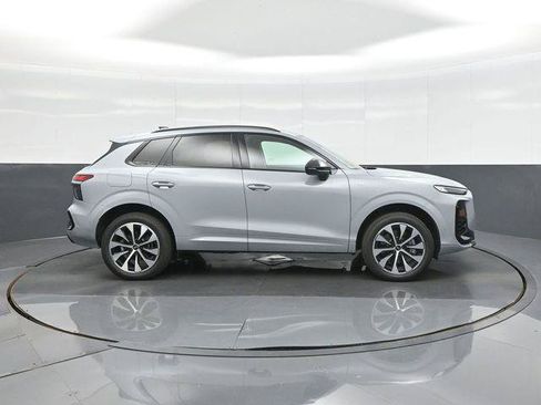 New 2026 Audi Q3 quattro 2.0T AWD/4WD image 8