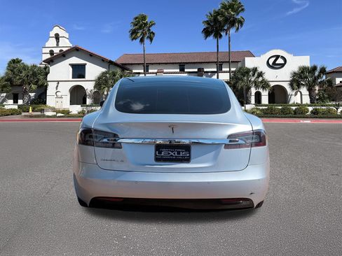 Used 2017 Tesla Model S 75 RWD image 3
