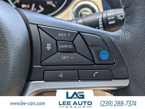 Used 2020 Nissan Rogue SL w/ Premium Package FWD image 24