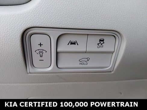 Certified 2021 Kia Sorento SX image 18