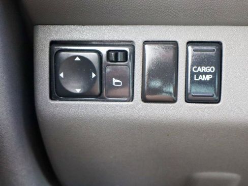 Used 2018 Nissan Frontier SV RWD image 18