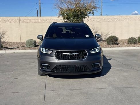 Certified 2021 Chrysler Pacifica Pinnacle image 5