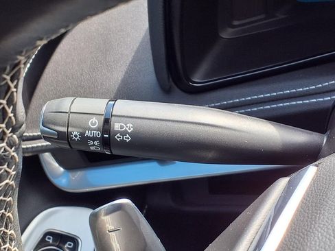 Used 2023 Chevrolet Corvette Stingray Coupe w/ 1LT image 22