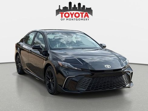 New 2026 Toyota Camry SE image 1