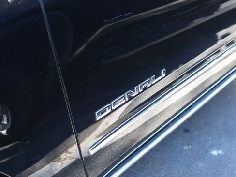 Certified 2020 GMC Yukon XL Denali w/ Denali Premium Package image 4