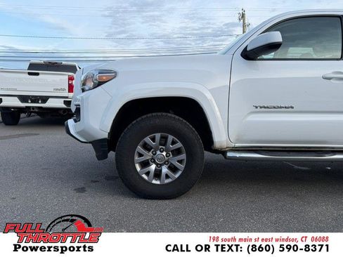 Used 2017 Toyota Tacoma SR5 image 26