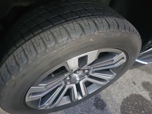 Used 2017 GMC Yukon Denali w/ Open Road Package AWD/4WD image 6