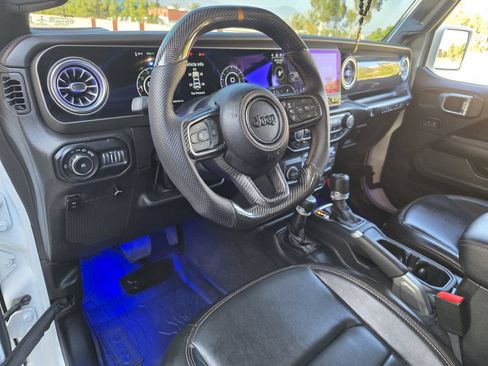 Used 2022 Jeep Wrangler Unlimited Rubicon w/ Trailer Tow Package AWD/4WD image 32
